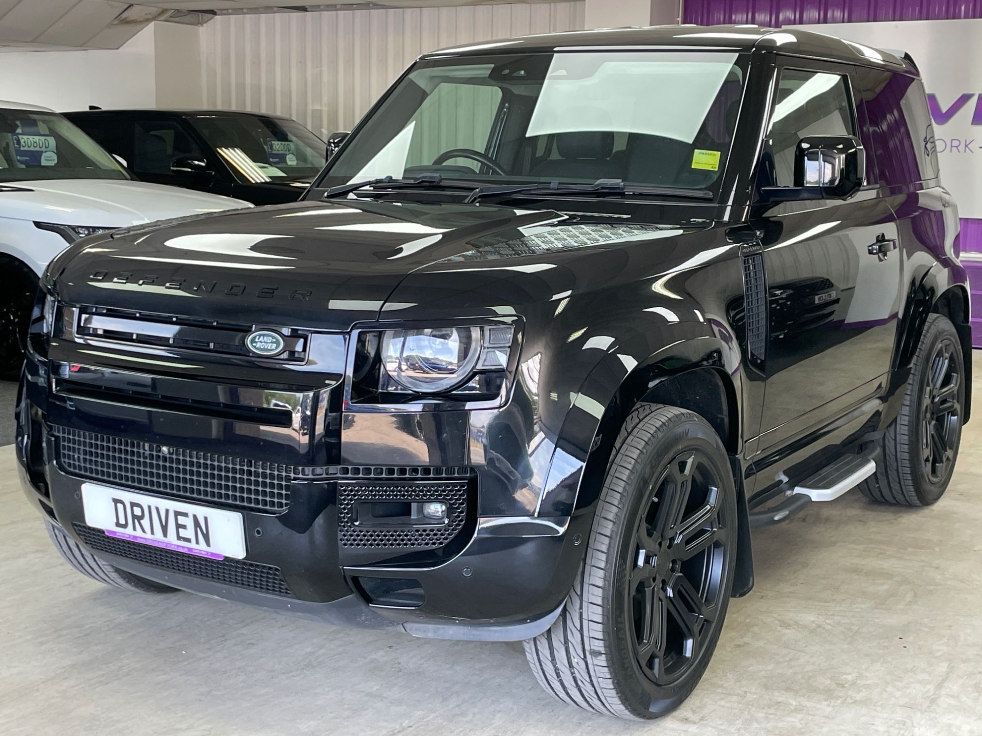 USED 2021 21 LAND ROVER DEFENDER 3.0 D250 MHEV SE SUV 3dr Diesel Auto 4WD Euro 6 (s/s) (250 ps) 