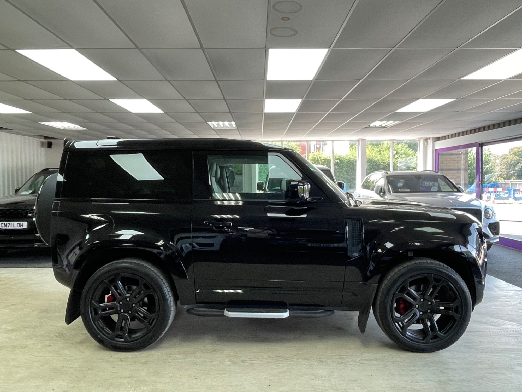 USED 2021 21 LAND ROVER DEFENDER 3.0 D250 MHEV SE SUV 3dr Diesel Auto 4WD Euro 6 (s/s) (250 ps) 