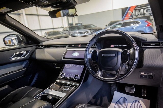 2019 Land Rover Range Rover Velar 2L R-Dynamic S 5dr - Photo 2
