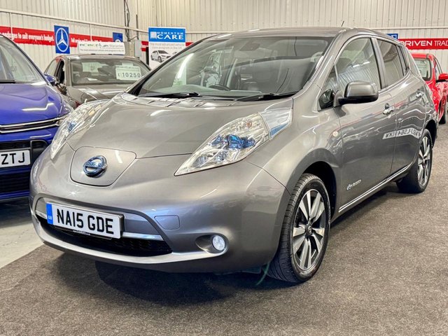 2015 NISSAN LEAF 24kWh Tekna Hatchback 5dr Electric Auto (107 bhp) - Photo 3