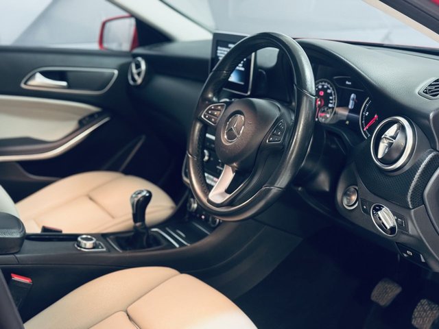 2017 MERCEDES-BENZ A-CLASS 1.5 A180d SE (Executive) Hatchback 5dr Diesel Manual Euro 6 (s/s) (109 ps) - Photo 11