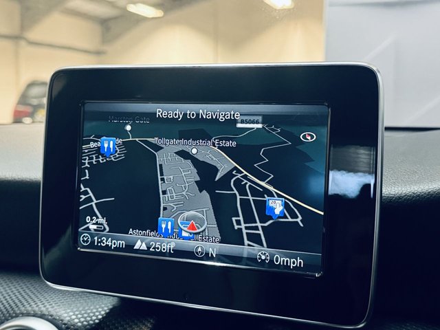 2017 MERCEDES-BENZ A-CLASS 1.5 A180d SE (Executive) Hatchback 5dr Diesel Manual Euro 6 (s/s) (109 ps) - Photo 12