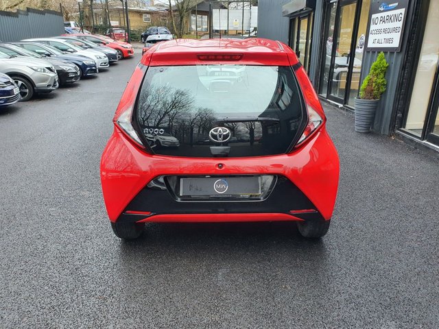 2018 TOYOTA AYGO 1.0 VVT-i x-play Hatchback 5dr Petrol Manual Euro 6 (71 ps) - Photo 4