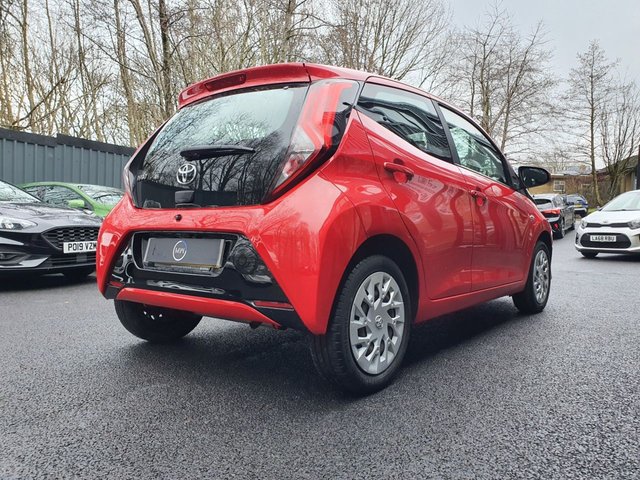 2018 TOYOTA AYGO 1.0 VVT-i x-play Hatchback 5dr Petrol Manual Euro 6 (71 ps) - Photo 5