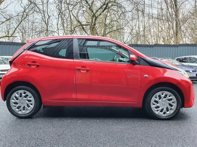 2018 TOYOTA AYGO 1.0 VVT-i x-play Hatchback 5dr Petrol Manual Euro 6 (71 ps) - Photo 6