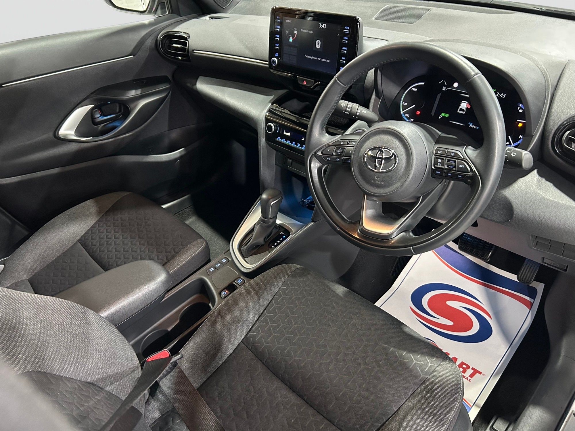 USED 2023 23 TOYOTA YARIS CROSS 1.5 VVT-h Design SUV 5dr Petrol Hybrid E-CVT Euro 6 (s/s) (116 ps) 