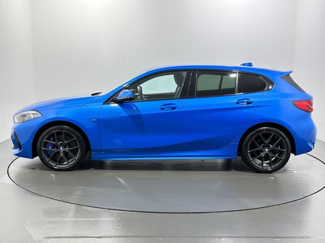 2021 BMW 1 Series - Photo 5