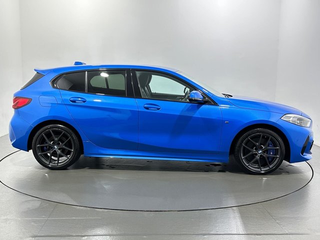 2021 BMW 1 Series - Photo 9