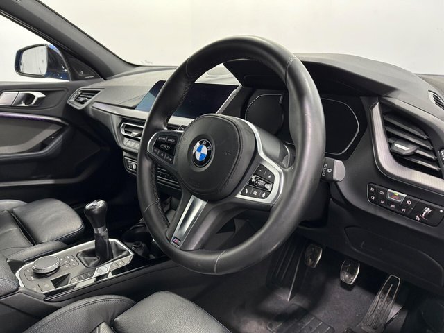 2021 BMW 1 Series - Photo 10