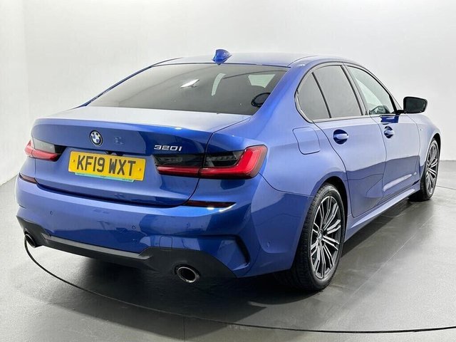 2019 BMW 3 Series - Photo 8