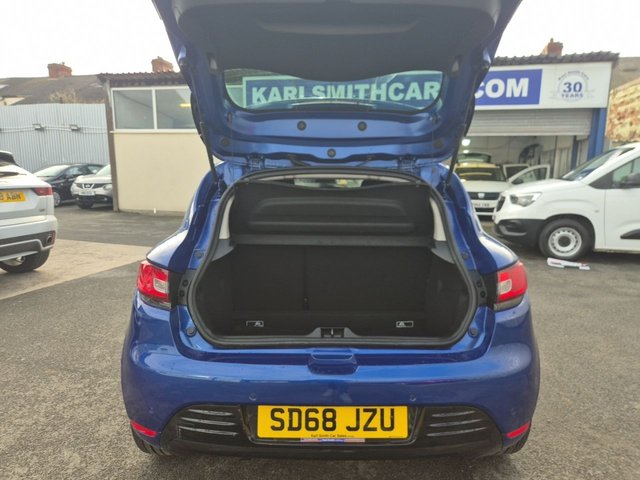 2018 Renault Clio 0.9L Iconic 5dr - Photo 11
