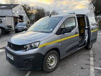 USED 2020 20 PEUGEOT PARTNER 1.5 BlueHDi 1000 Grip Standard Panel Van 5dr Diesel Manual SWB Euro 6 (s/s) (100 bhp) This 2020 Peugeot Partner van stands out with its remarkably low mileage of just 57,290 miles, especially considering its age, and has been owned by only one careful owner.  This Grip derivative, powered by an efficient 1.5L BlueHDi diesel engine, meets Euro 6 emission standards.  It comes equipped with practical features such as height adjustable halogen headlights that automatically illuminate, along with daytime running lights. Inside, you'll find the distinctive PEUGEOT i-CockpIT.