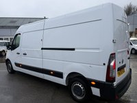 USED 2021 70 VAUXHALL MOVANO 2.3 CDTi 3500 BiTurbo Edition Panel Van 5dr Diesel Manual FWD L3 H2 Euro 6 (135 ps) This 2021 Vauxhall Movano presents a superb ownership proposition, having been meticulously maintained by its single owner from new and boasting a clear vehicle history check. Under the bonnet, you'll find a robust 2.3 litre CDTi BiTurbo diesel engine, compliant with Euro 6 emissions standards, ensuring efficient performance. This L3 H2 Edition model is equipped with Automatic Lighting Control, which includes tunnel detection and automatic headlight activation, enhancing visibility and safety.
