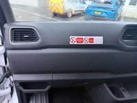 USED 2021 70 VAUXHALL MOVANO 2.3 CDTi 3500 BiTurbo Edition Panel Van 5dr Diesel Manual FWD L3 H2 Euro 6 (135 ps) This 2021 Vauxhall Movano presents a superb ownership proposition, having been meticulously maintained by its single owner from new and boasting a clear vehicle history check. Under the bonnet, you'll find a robust 2.3 litre CDTi BiTurbo diesel engine, compliant with Euro 6 emissions standards, ensuring efficient performance. This L3 H2 Edition model is equipped with Automatic Lighting Control, which includes tunnel detection and automatic headlight activation, enhancing visibility and safety.