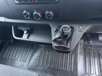 USED 2021 70 VAUXHALL MOVANO 2.3 CDTi 3500 BiTurbo Edition Panel Van 5dr Diesel Manual FWD L3 H2 Euro 6 (135 ps) This 2021 Vauxhall Movano presents a superb ownership proposition, having been meticulously maintained by its single owner from new and boasting a clear vehicle history check. Under the bonnet, you'll find a robust 2.3 litre CDTi BiTurbo diesel engine, compliant with Euro 6 emissions standards, ensuring efficient performance. This L3 H2 Edition model is equipped with Automatic Lighting Control, which includes tunnel detection and automatic headlight activation, enhancing visibility and safety.