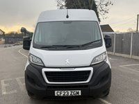 USED 2023 23 PEUGEOT BOXER 2.2 BlueHDi 335 Professional Premium + Panel Van 5dr Diesel Manual L3 H2 Euro 6 (s/s) (140 ps) This 2023 Peugeot Boxer 2.2 BlueHDi 335 Professional Premium + L3 H2 Euro 6 (s/s) 5dr is a superb example of a modern commercial vehicle.  Powered by an efficient 2.2 litre BlueHDi diesel engine, this Euro 6 compliant model offers a robust and reliable performance for any professional need.  The Professional Premium + trim level ensures you benefit from a well equipped cabin designed for comfort and practicality during long working days.