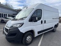 USED 2021 71 PEUGEOT BOXER 2.2 BlueHDi 335 Professional Panel Van 5dr Diesel Manual L2 H2 Euro 6 (s/s) (140 ps) This 2021 Peugeot Boxer 2.2 BlueHDi 335 Professional L2 H2 Euro 6 (s/s) 5dr is a prime example of a well maintained commercial vehicle.  Powered by a 2.2 litre diesel engine, this Euro 6 compliant model offers efficient performance for your business needs.  The Professional trim level comes equipped with a convenient Touch Screen Navigation Pack, complete with Bluetooth connectivity, and manual air conditioning for the cab area, ensuring comfort during your journeys.
