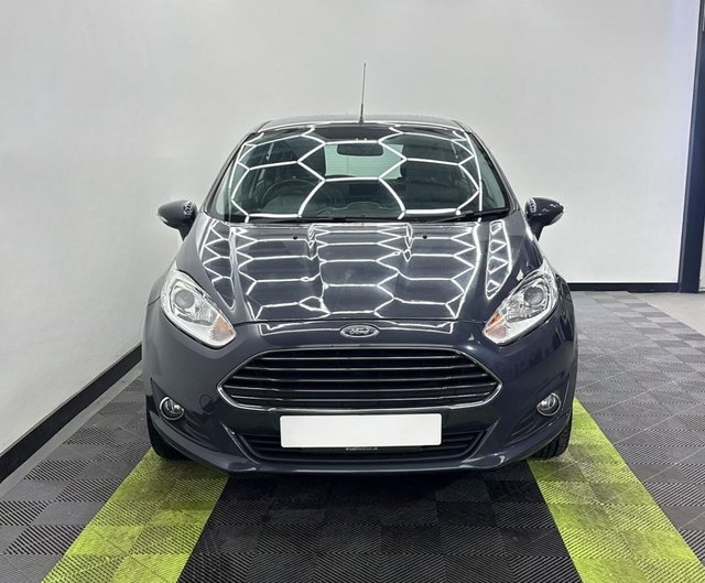 2015 15 FORD FIESTA 1.5 TDCi Zetec Hatchback 5dr Diesel Manual Euro 5 (75 ps) - Photo 4