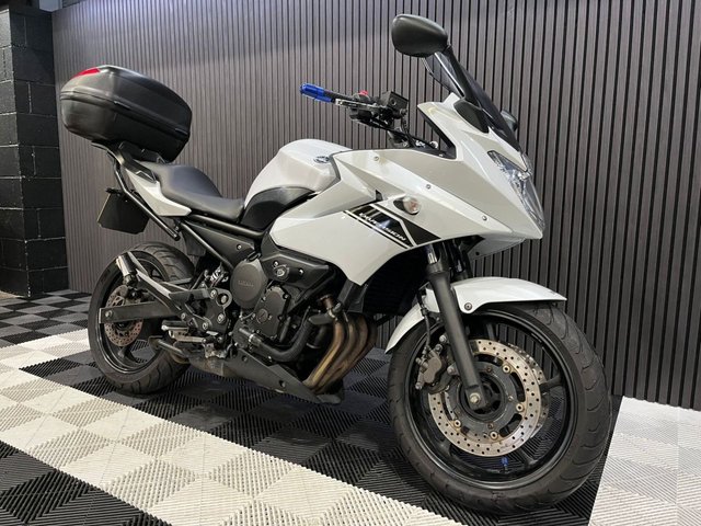 View our YAMAHA XJ6 Diversion S