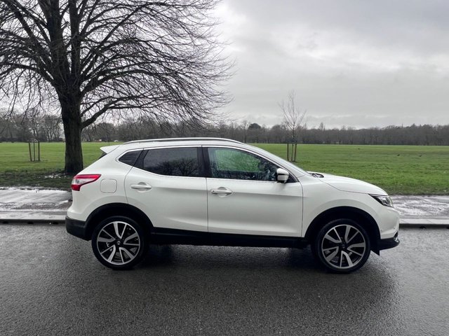 2016 Nissan Qashqai 1.6L Tekna 5dr - Photo 5