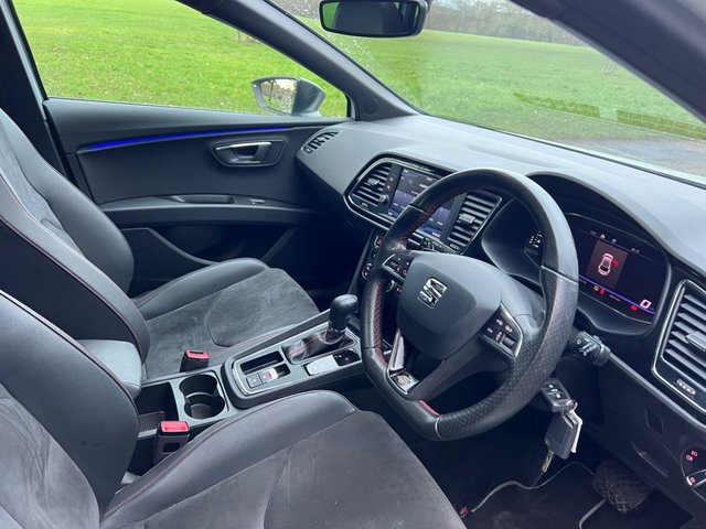 2020 Seat Leon 1.5L Fr Black Edition 5dr - Photo 2