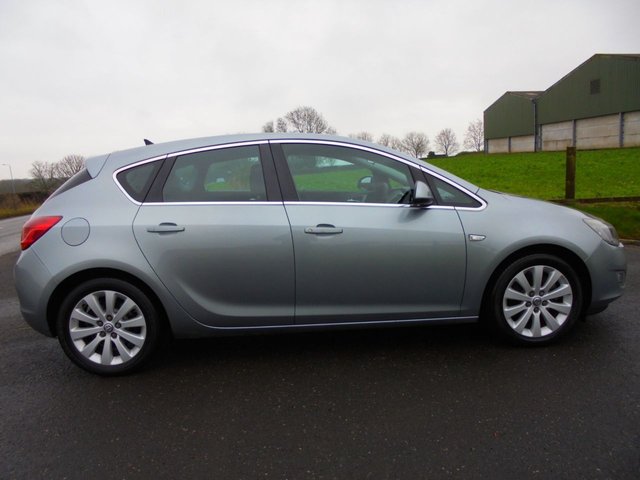 2012 VAUXHALL ASTRA 1.7 CDTi ecoFLEX 99g Tech Line Hatchback 5dr Diesel Manual Euro 5 (s/s) (130 ps) - Photo 7