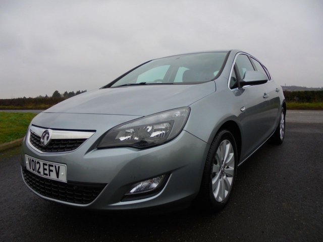 2012 VAUXHALL ASTRA 1.7 CDTi ecoFLEX 99g Tech Line Hatchback 5dr Diesel Manual Euro 5 (s/s) (130 ps) - Photo 8