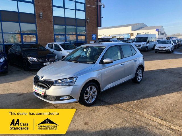 2019 SKODA FABIA 2019 1.0 TSI SE Hatchback 5dr Petrol Manual Euro 6 (s/s) (95 ps) cambelt  changed @ 73865 miles - Photo 4