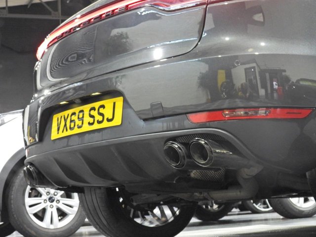 2019 Porsche Macan 3L S 5dr - Photo 3