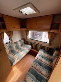 USED BAILEY PAGEANT PROVENCE 