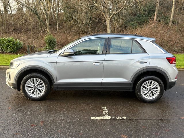 2022 VOLKSWAGEN T-ROC 1.5 TSI Life SUV 5dr Petrol DSG Euro 6 (s/s) (150 ps) - Photo 4