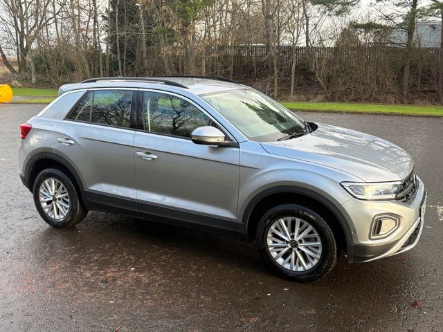 2022 VOLKSWAGEN T-ROC 1.5 TSI Life SUV 5dr Petrol DSG Euro 6 (s/s) (150 ps) - Photo 11