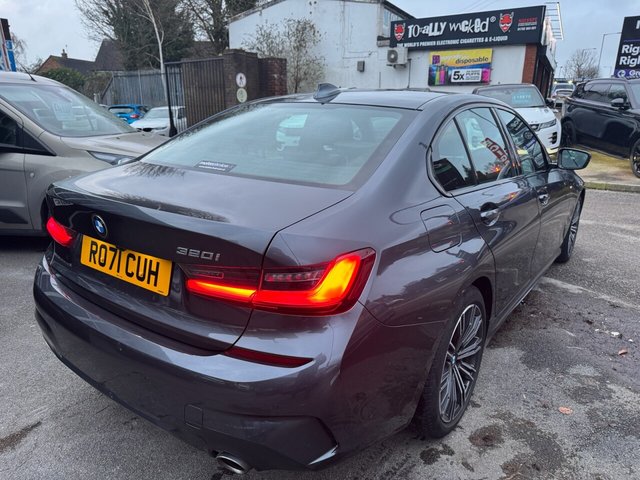 2021 BMW 3 Series 2L M Sport 4dr - Photo 11