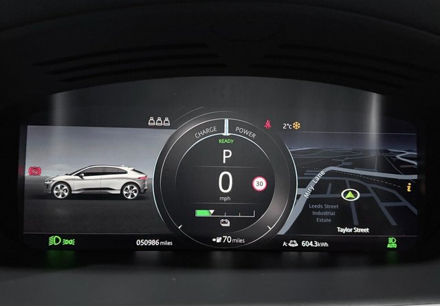 2019 JAGUAR I-PACE - Photo 10