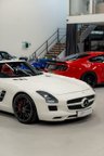 USED 2011 61 MERCEDES-BENZ SLS 6.2 63 V8 AMG Roadster 2dr Petrol SpdS DCT Euro 5 (571 ps) DESIGNO WHITE/FRESH MB SERVICE