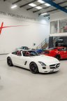 USED 2011 61 MERCEDES-BENZ SLS 6.2 63 V8 AMG Roadster 2dr Petrol SpdS DCT Euro 5 (571 ps) DESIGNO WHITE/FRESH MB SERVICE