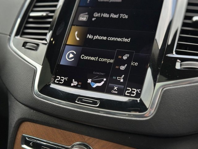 2018 VOLVO XC90 - Photo 10