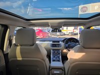 USED 2017 67 LAND ROVER RANGE ROVER EVOQUE 2.0 TD4 SE Tech SUV 5dr Diesel Auto 4WD Euro 6 (s/s) (180 ps) A STUNNING ADDITION TO OUR HUGE SELECTION OF EVOQUES, FINISHED IN METALLIC GREY PAINT+4 WHEEL DRIVE+JUST 1 OWNER FROM NEW+SERVICE HISTORY+DIESEL+AUTOMATIC+FULL LEATHER INTERIOR+FULL PANORAMIC GLASS ROOF+SATELLITE NAVIGATION+PARK ASSIST+CLIMATE CONTROL+18 INCH ALLOY WHEELS+1 FULL YEARS MOT PRIOR TO COLLECTION+CALL NOW TO SPEAK WITH OUR EXPERIENCED SALES ADVISORS AND ARRANGE A VIEWING!!!!!!!!!!!!!!!!!!!!!!!!!!!!!!!!!!!!