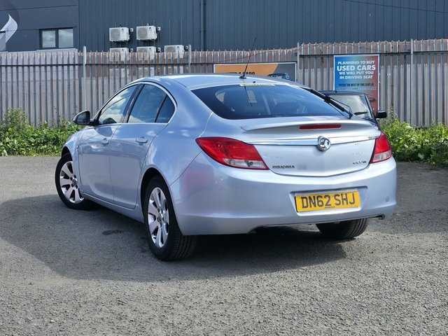 View our VAUXHALL INSIGNIA