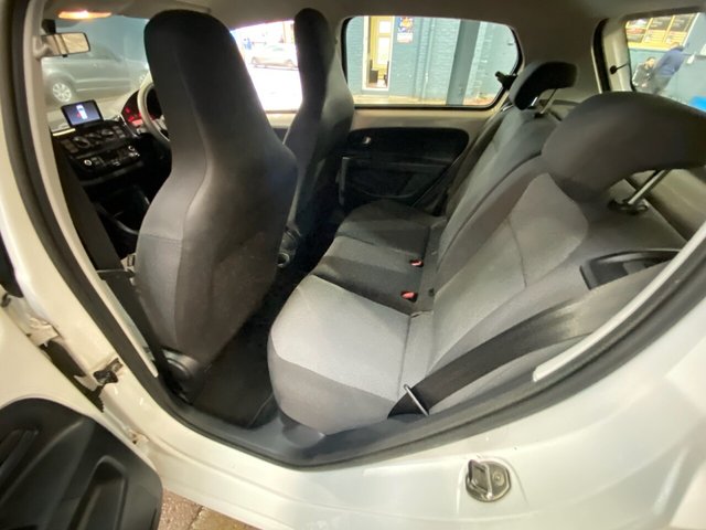 2012 VOLKSWAGEN UP! (2012) - Photo 7