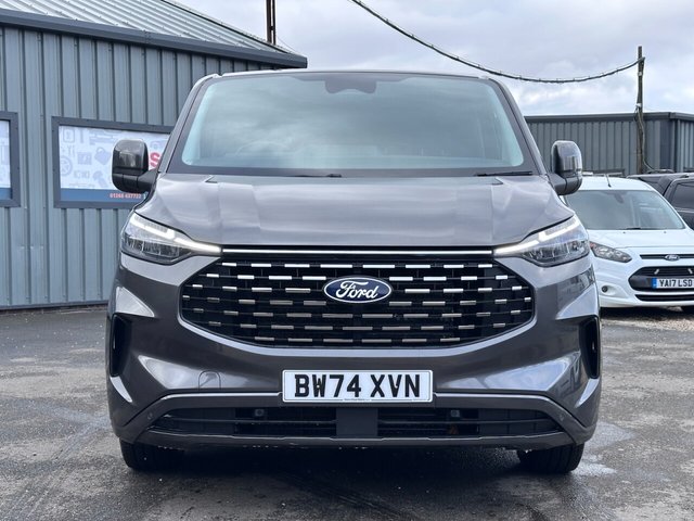 2025 FORD TOURNEO CUSTOM - Photo 4