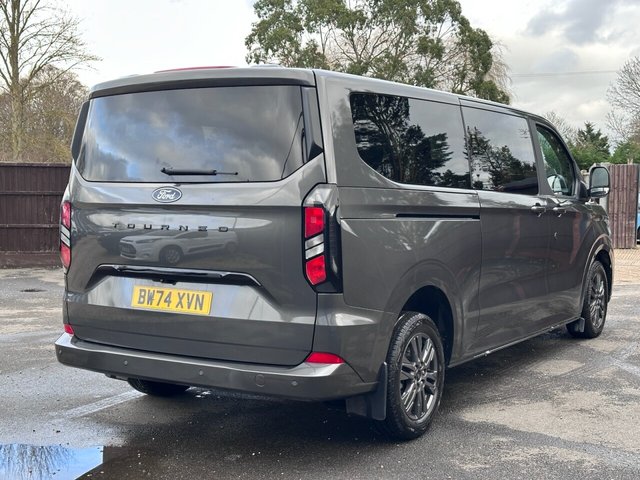 2025 FORD TOURNEO CUSTOM - Photo 7