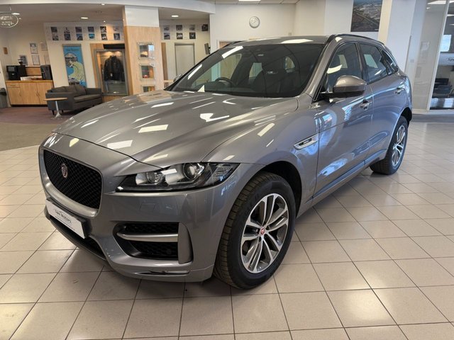2019 Jaguar F-Pace 2L R-Sport 5dr - Photo 3