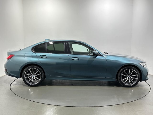 2020 BMW 3 Series - Photo 9