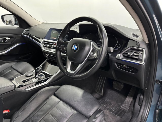2020 BMW 3 Series - Photo 11
