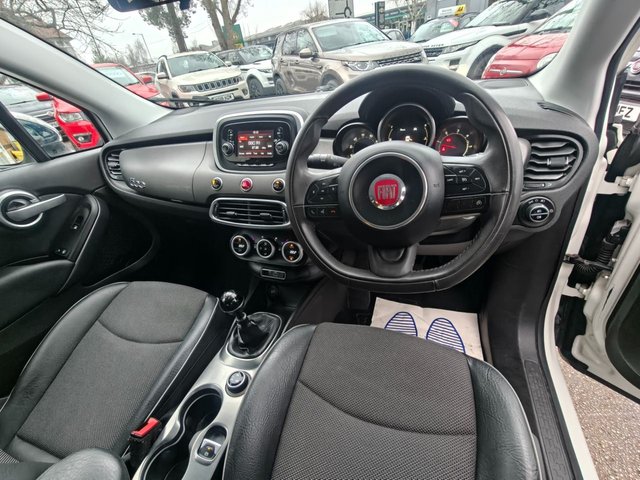 2015 FIAT 500X 1.6 MultiJetII Cross Plus SUV 5dr Diesel Manual Euro 6 (s/s) (120 ps) - Photo 11