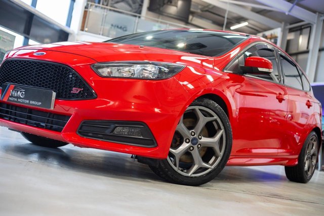 2015 Ford Focus 2L St-2 5dr - Photo 6