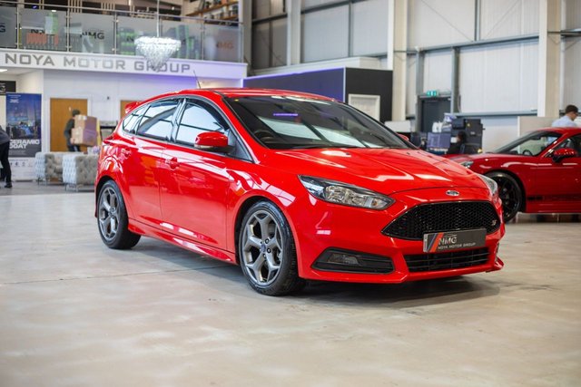 2015 Ford Focus 2L St-2 5dr - Photo 8