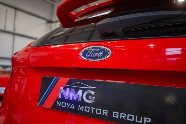 2015 Ford Focus 2L St-2 5dr - Photo 11