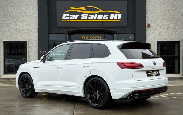 2023 VOLKSWAGEN TOUAREG 3.0 TDI V6 R-Line Tech Plus SUV 5dr Diesel Tiptronic 4Motion Euro 6 (s/s) (286 ps) - Photo 5